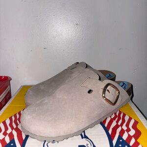 Women’s Autenti slip on clogs size 38